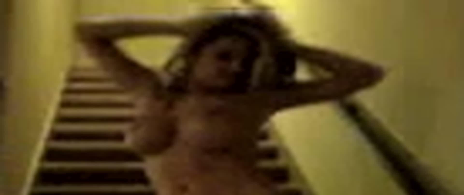 Sex Cells - Taryn Terrell & Breann McGregor Part 4
