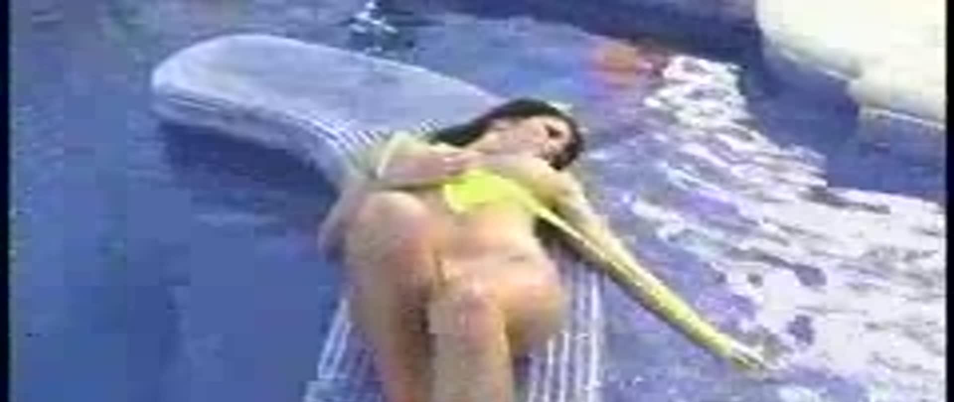 Erika Michelle Barre - Cyber Girl of the Year 2002 - 3
