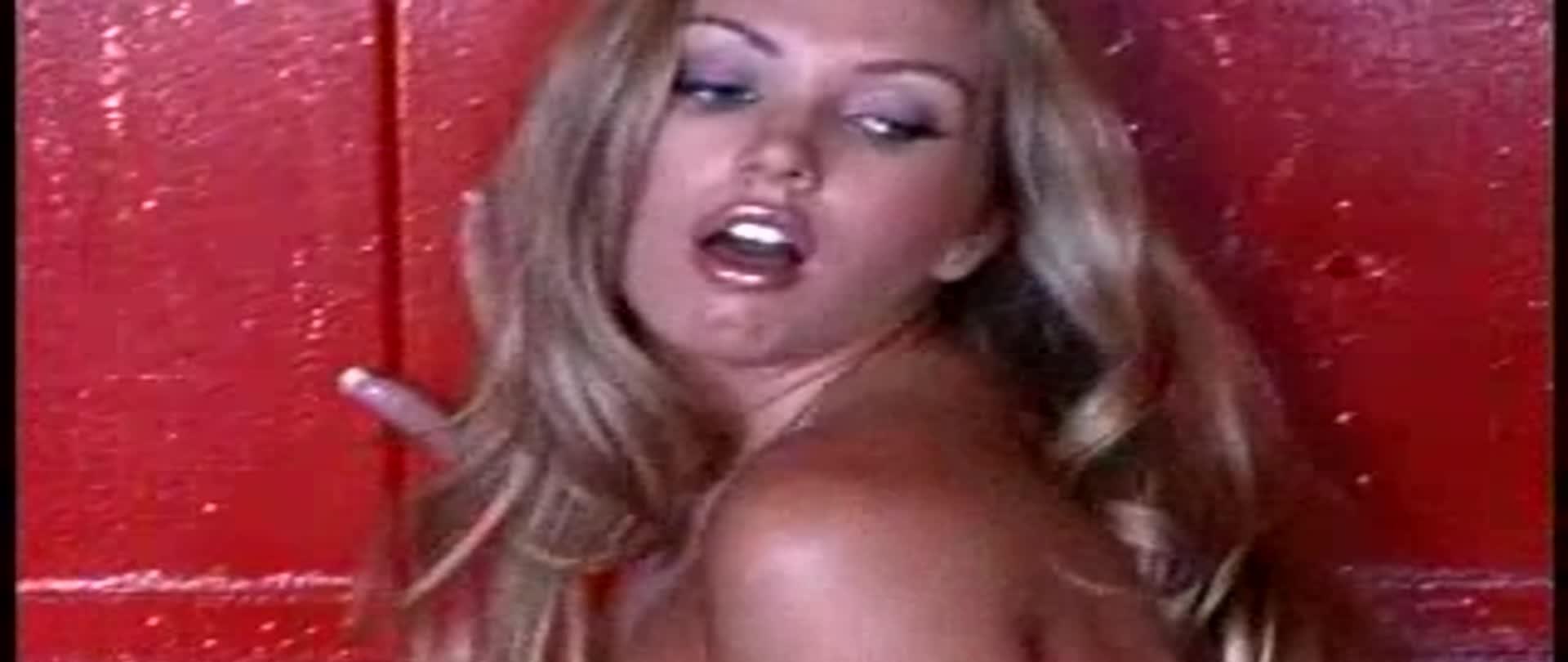 Tiffany Lang - Cyber Girl of the Month - August 2003 -...