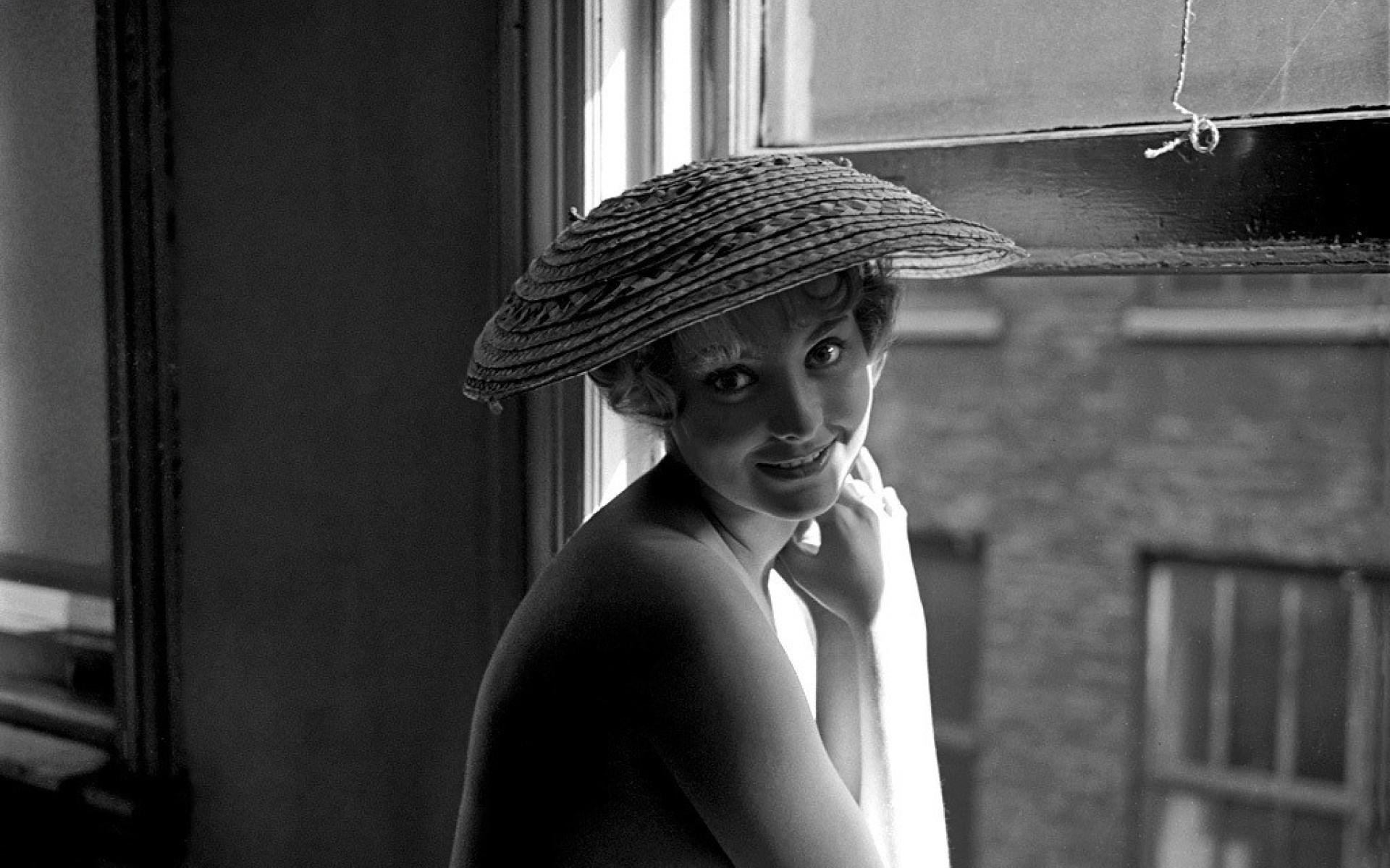 Playmate of the Month August 1959 - Clayre Peters